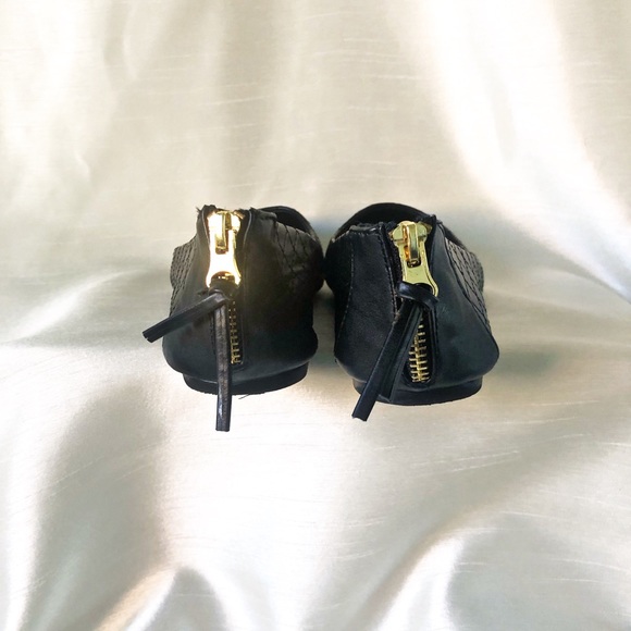 🌺 Madden Girl Black Quilted Ballerina Flats - Picture 5 of 6